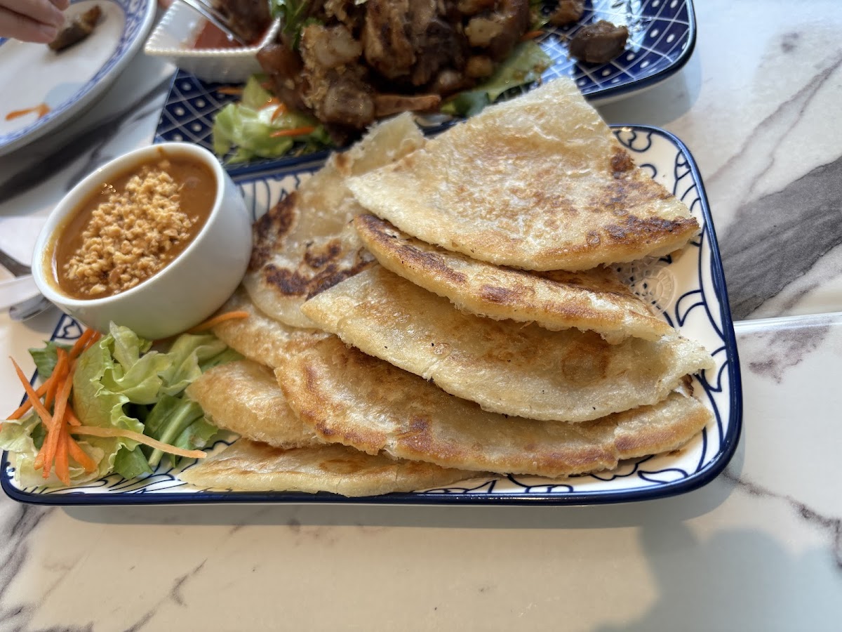 Niyom Thai Kitchen - 4