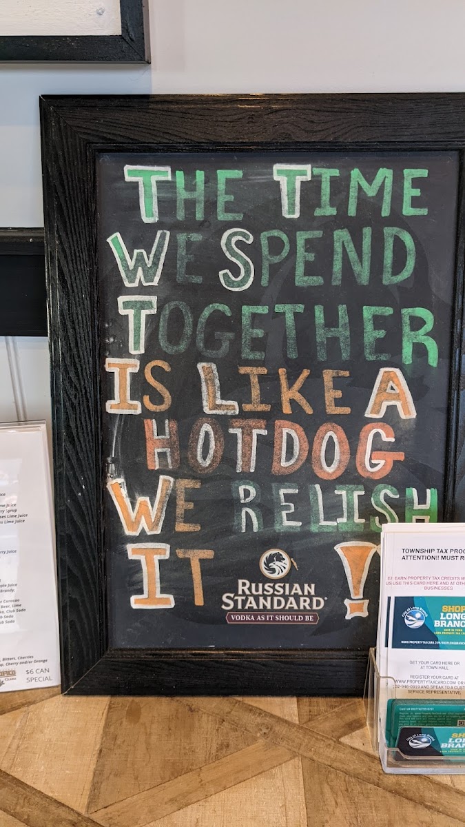 Max's Bar & Grill - 9