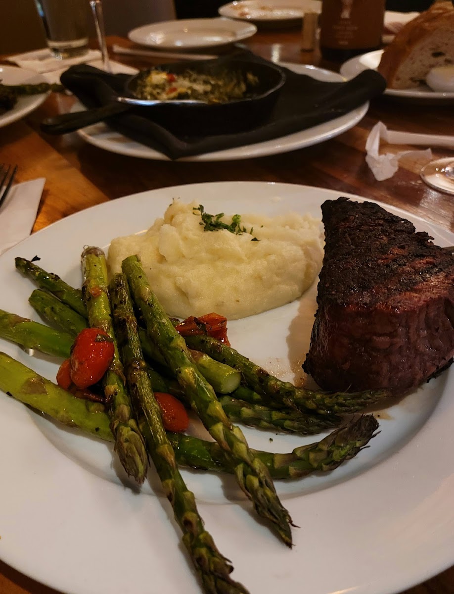 Paul Martin's American Grill - 10