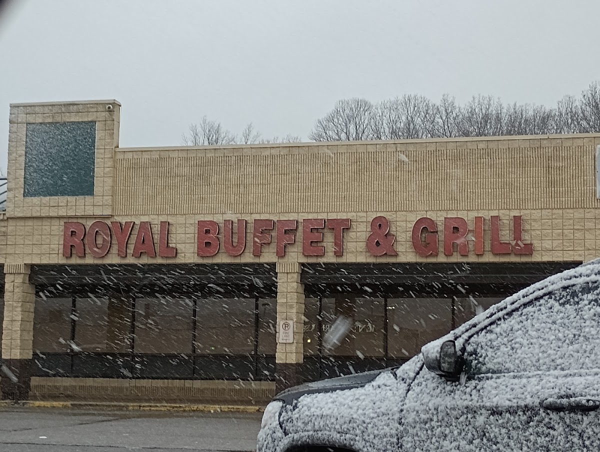Royal Buffet & Grill - 4