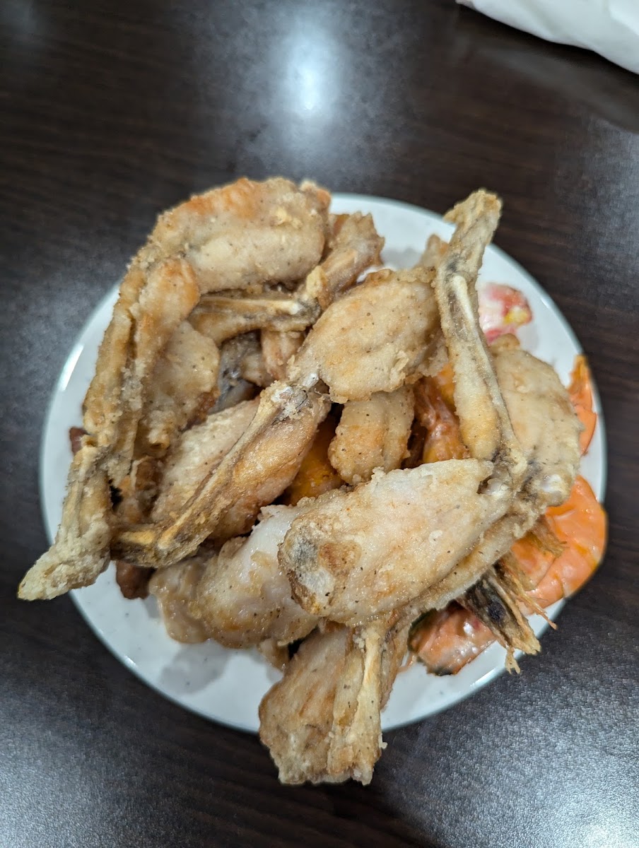 Royal Buffet & Grill - 8