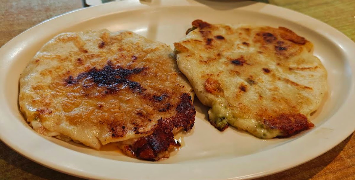 Las Pupusas Restaurant - 3