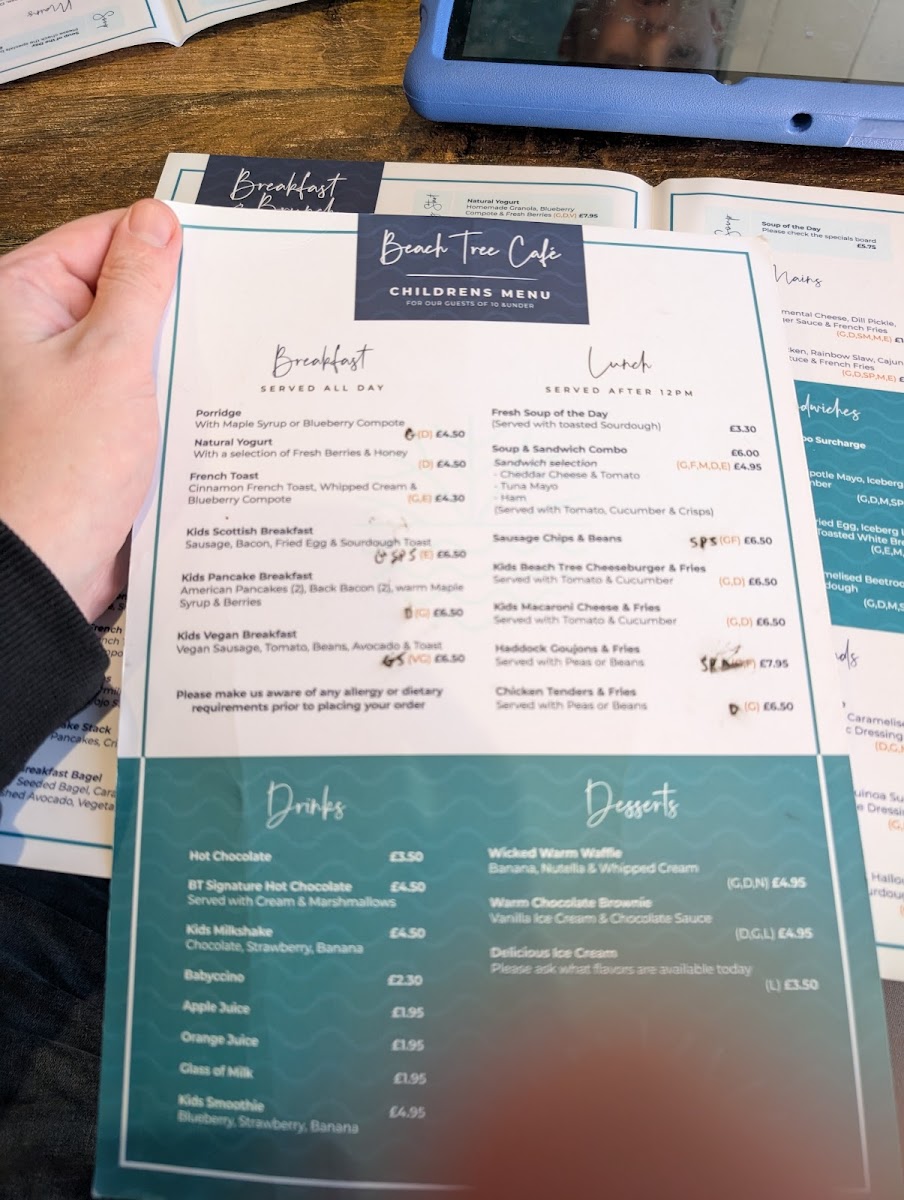Beach Tree Cafe - 4