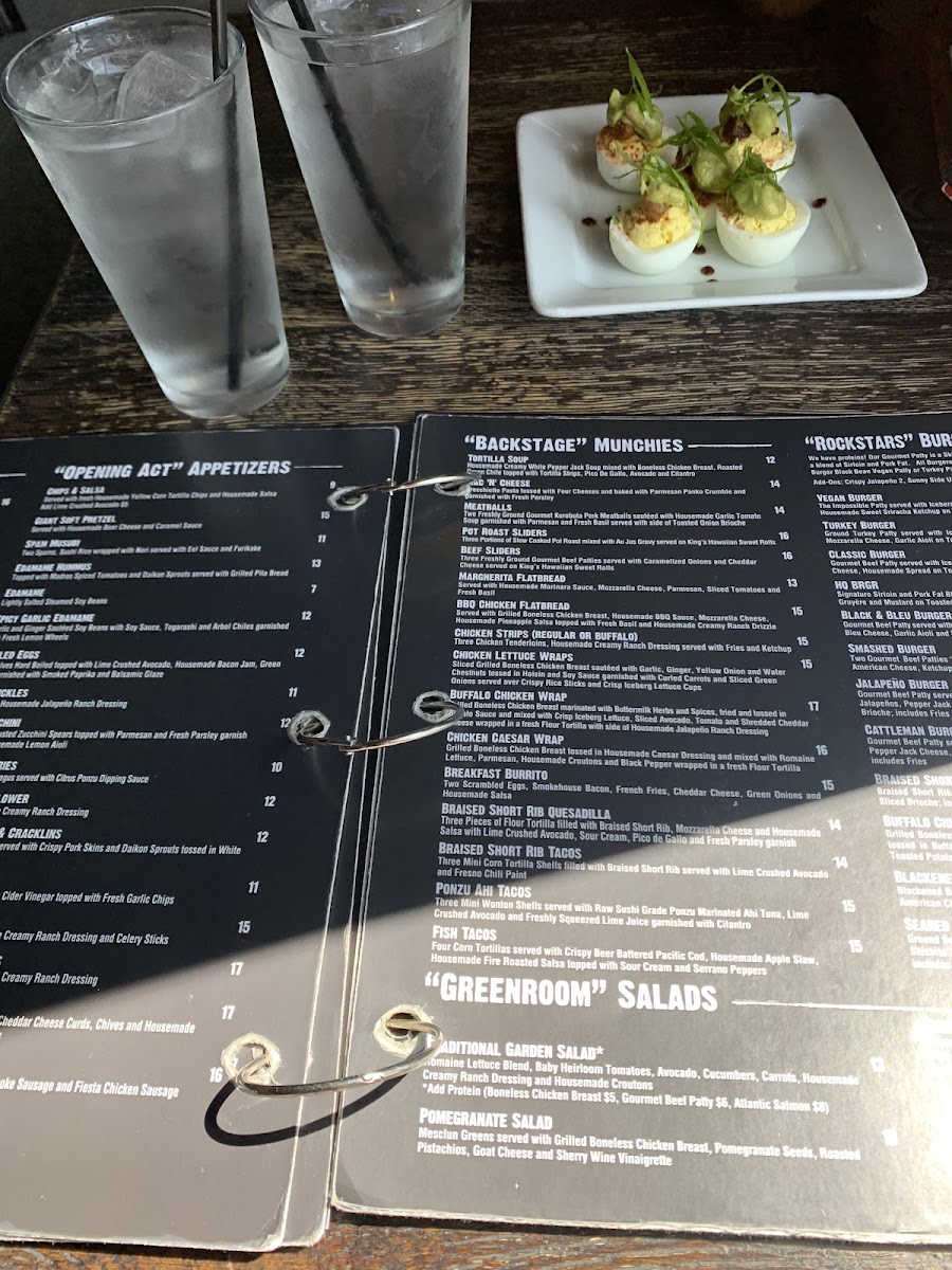 HQ Gastropub - Woodland Hills - 1