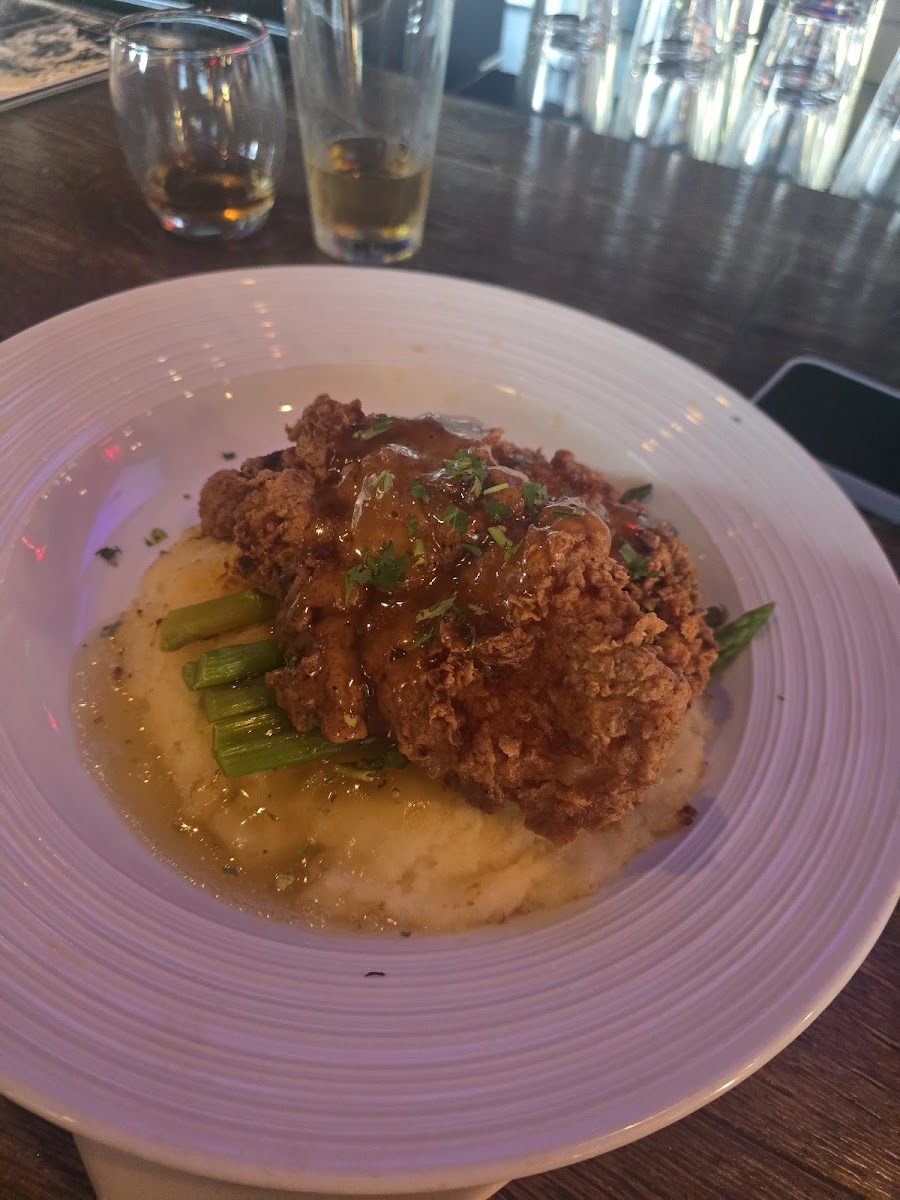 HQ Gastropub - Woodland Hills - 4