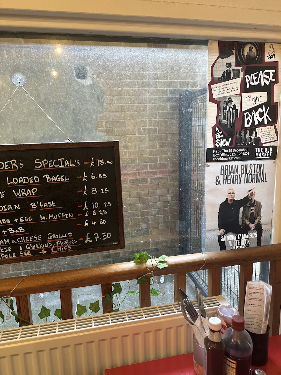 The village cafe - 4