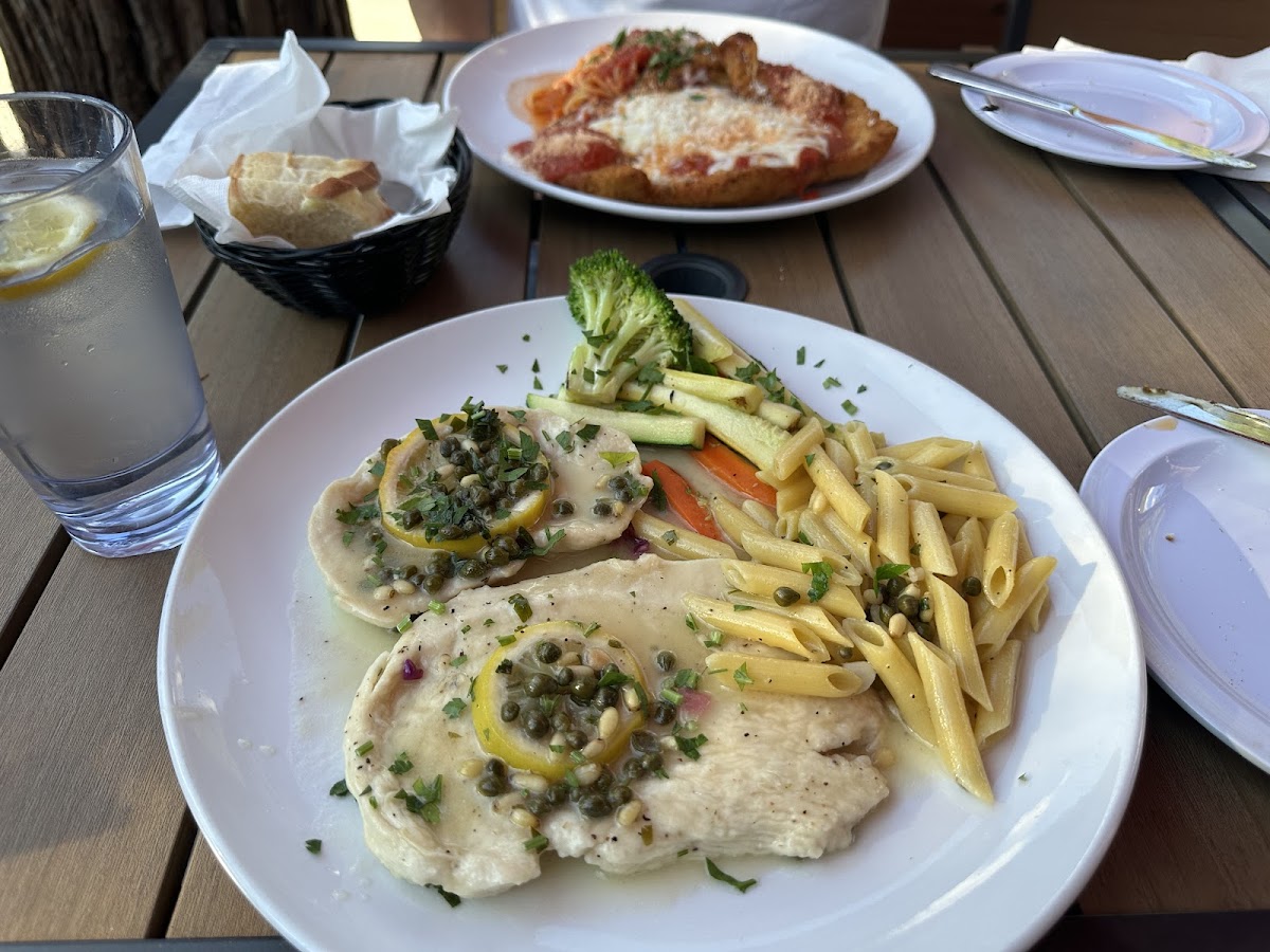 Fratello’s Ristorante & Pizzeria - 4
