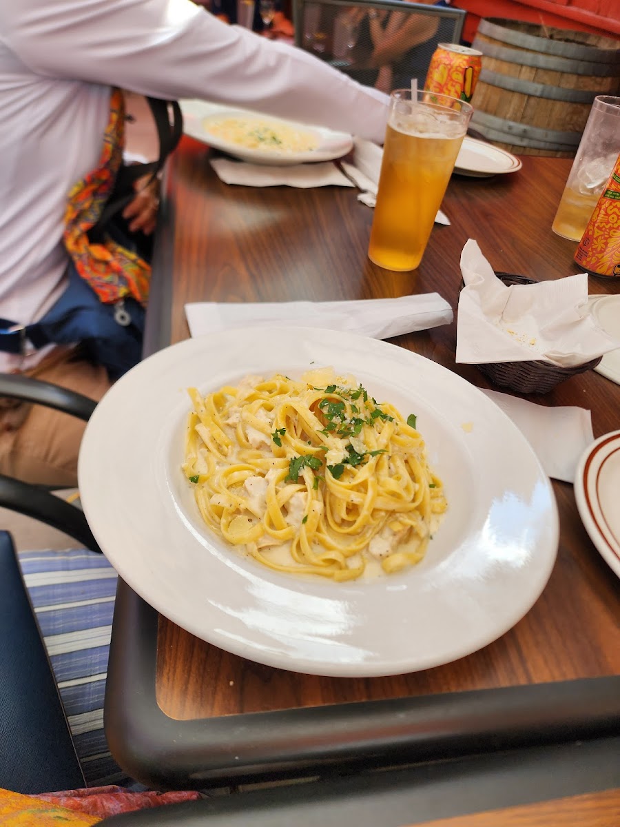 Fratello’s Ristorante & Pizzeria - 6