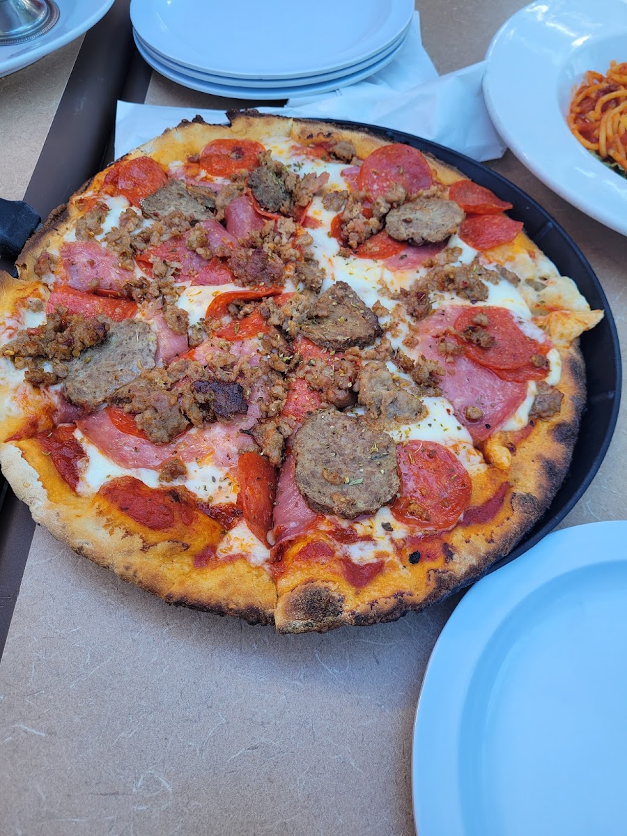 Fratello’s Ristorante & Pizzeria - 8
