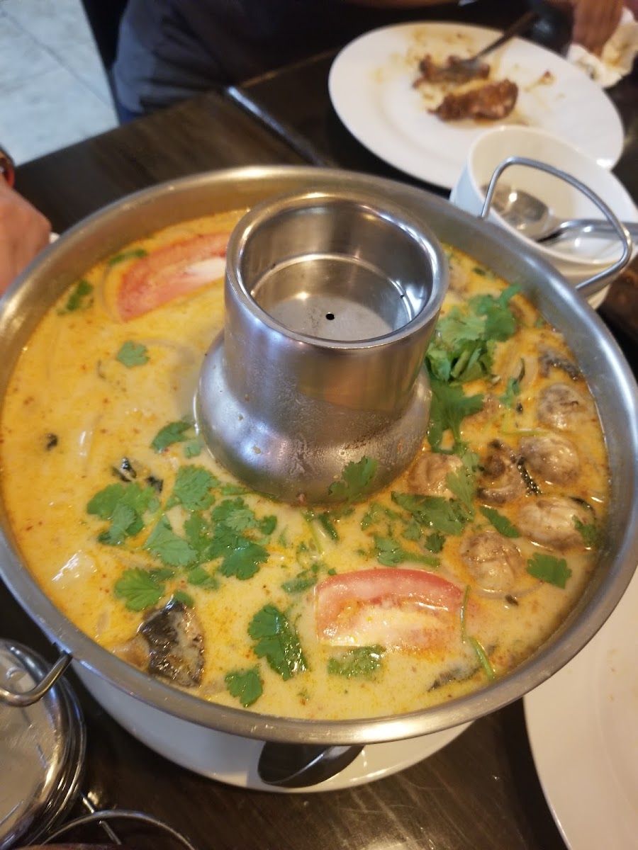 Blú Lotus Lao & Thai Restaurant - 10
