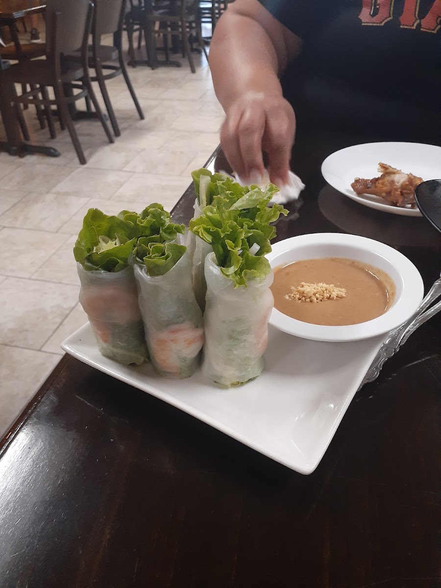 Blú Lotus Lao & Thai Restaurant - 7