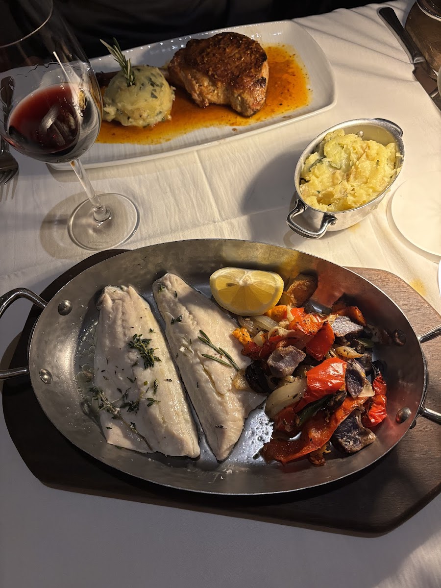 The Caprice Seafood & Steakhouse - 4