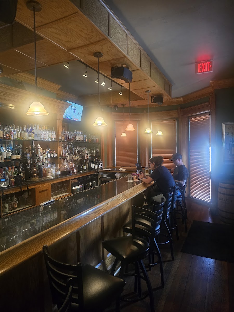 Corkscrew Saloon - 3