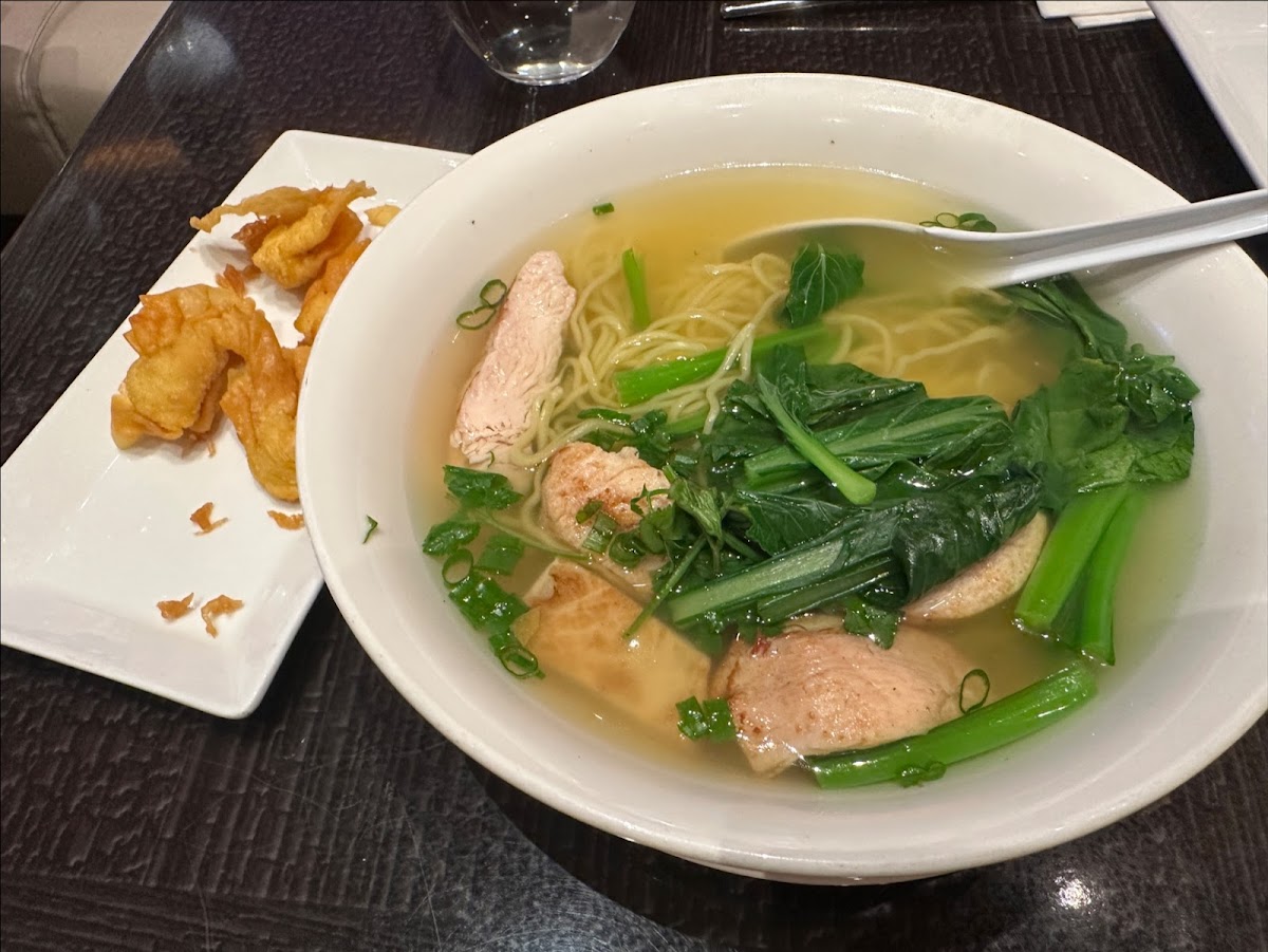 8 Noodle Bar - 3