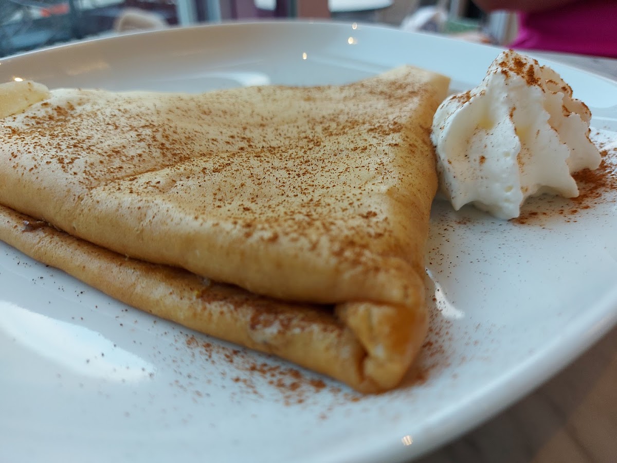 Canela crepes & coffee - 9