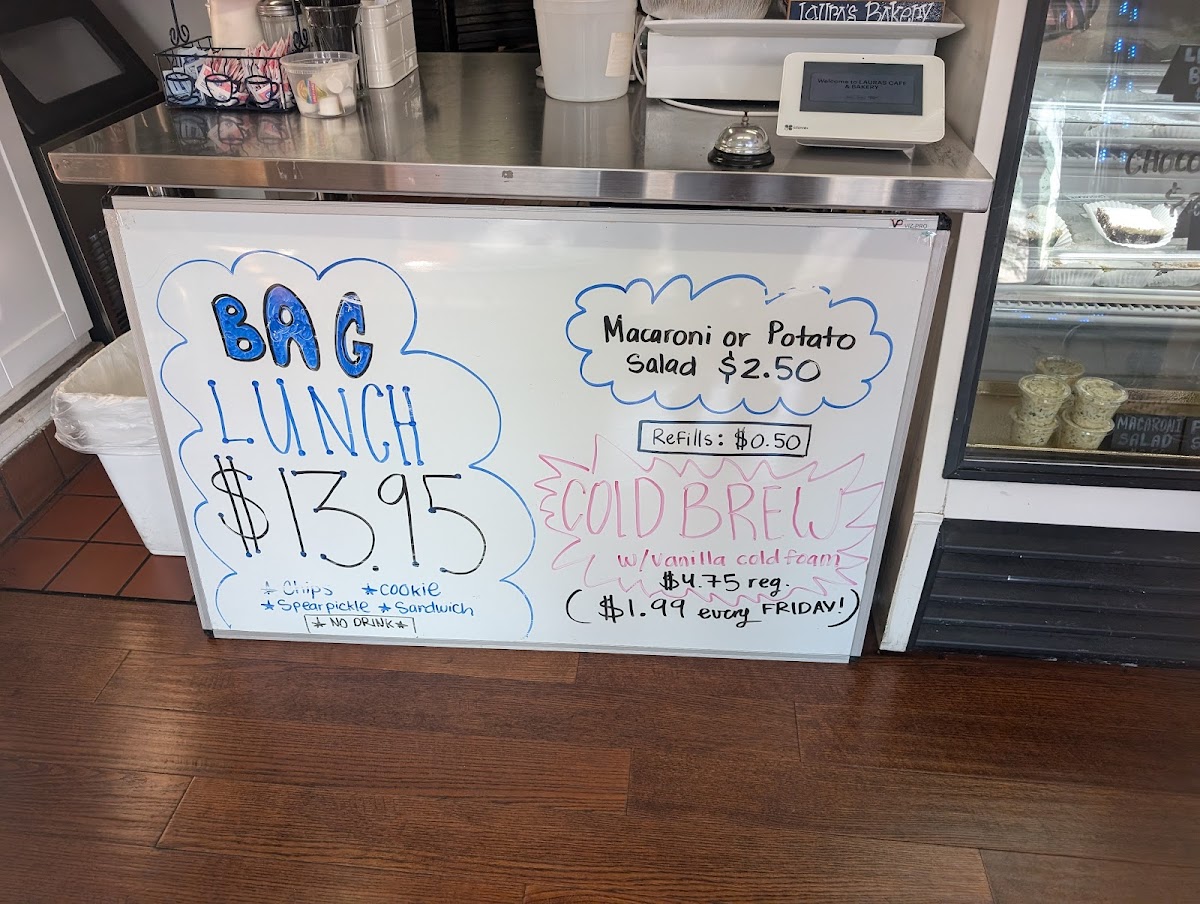 Laura's Cafe & Bakery - 2