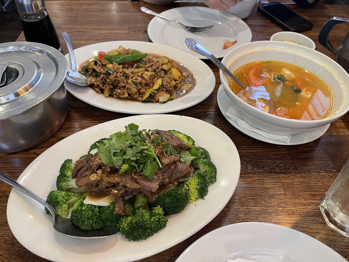 Archi's Thai Bistro - 3