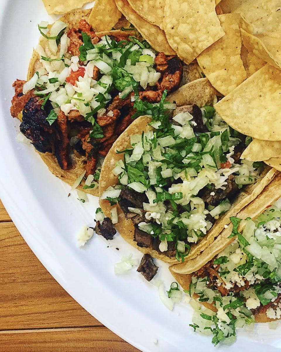 Benny's Tacos & Rotisserie Chicken in Westchester - 4