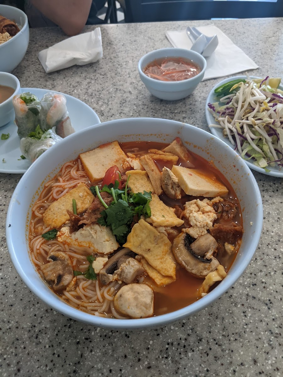 Thien Tam Vegetarian Restaurant - 7