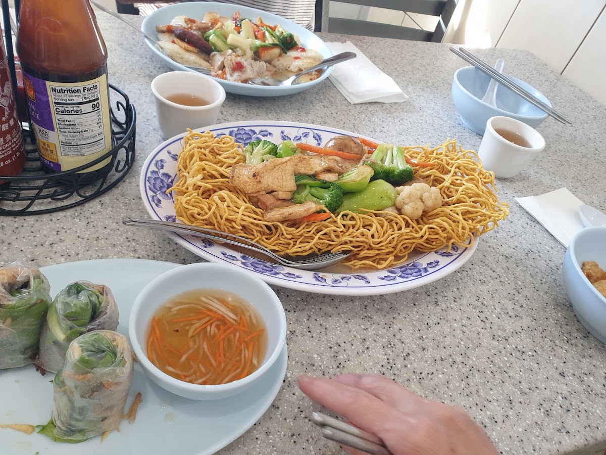 Thien Tam Vegetarian Restaurant - 8