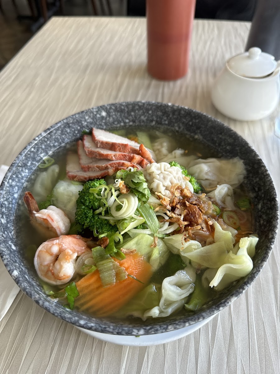 Five Corners Vietnamese Restaurant - 3