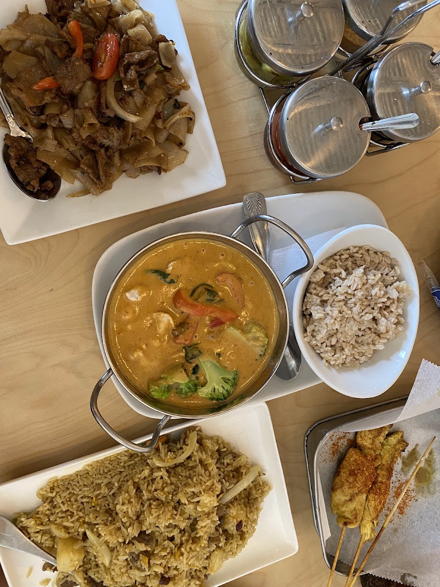Ocha Thai Kitchen and Cafe - 5
