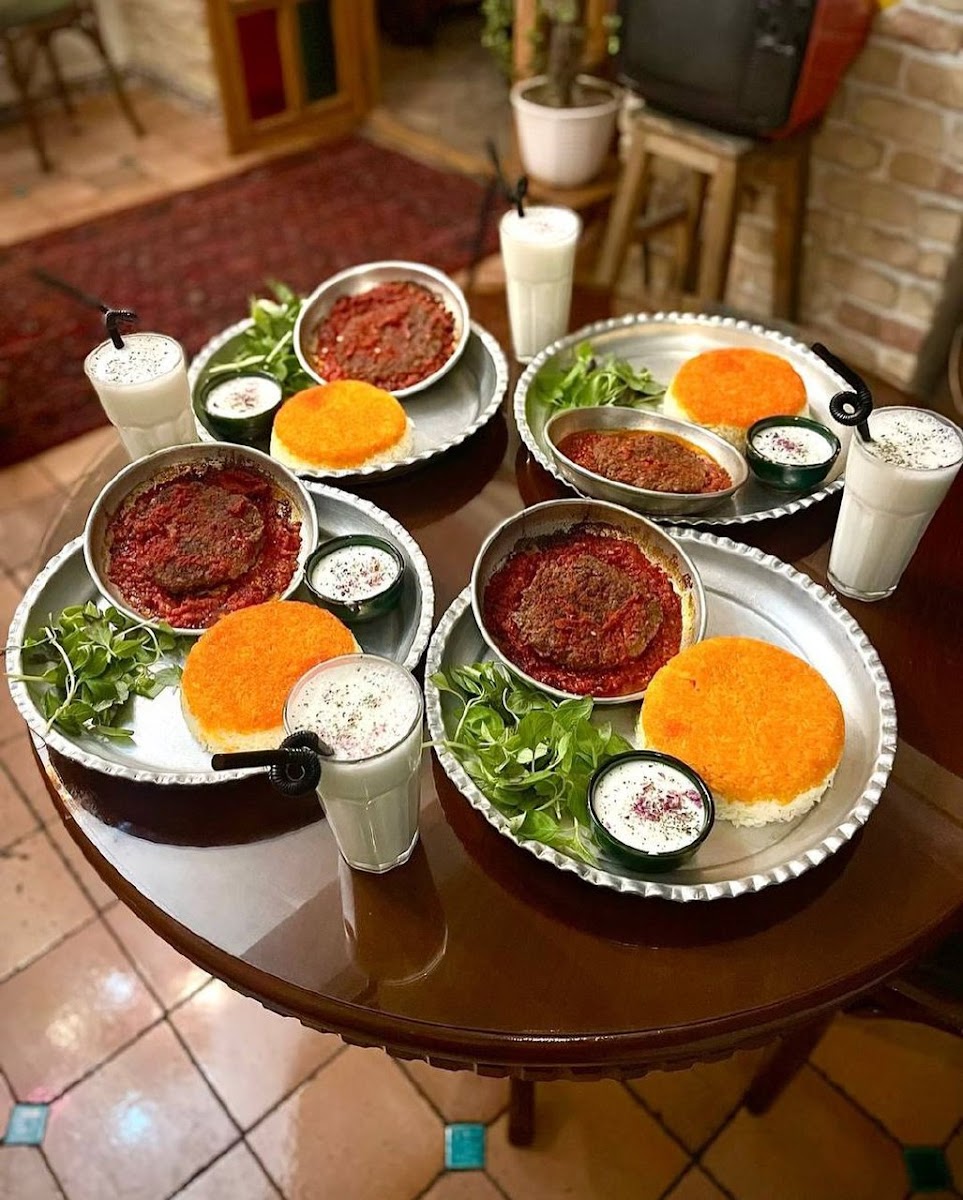 Khooneh Alborz Cafe - 3