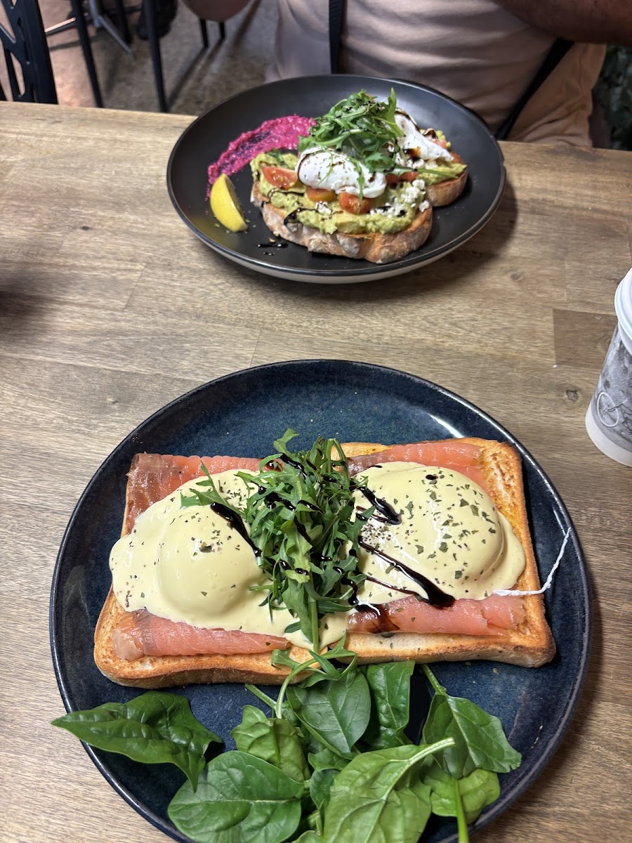 Vitti Cafe on Gregory - 4