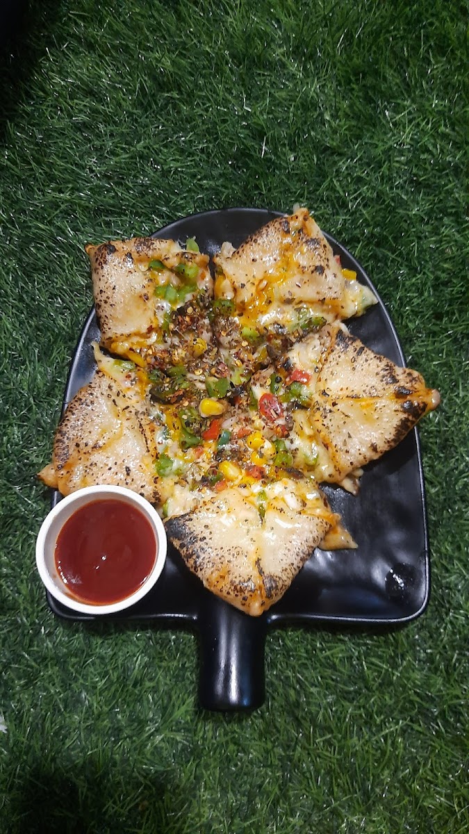 WEBLIHOUSE : Cafe & Books - 9