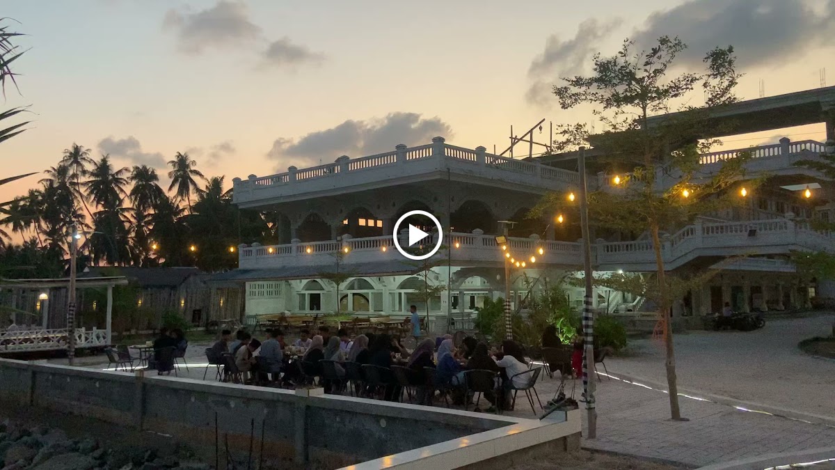 Coco Cafe & Resto - 2