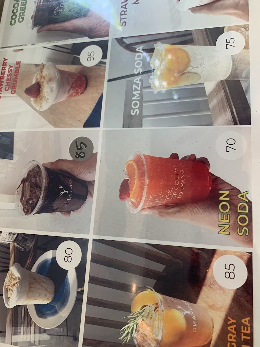 Tonyang cafe (ต้นยางคาเฟ่) - 9