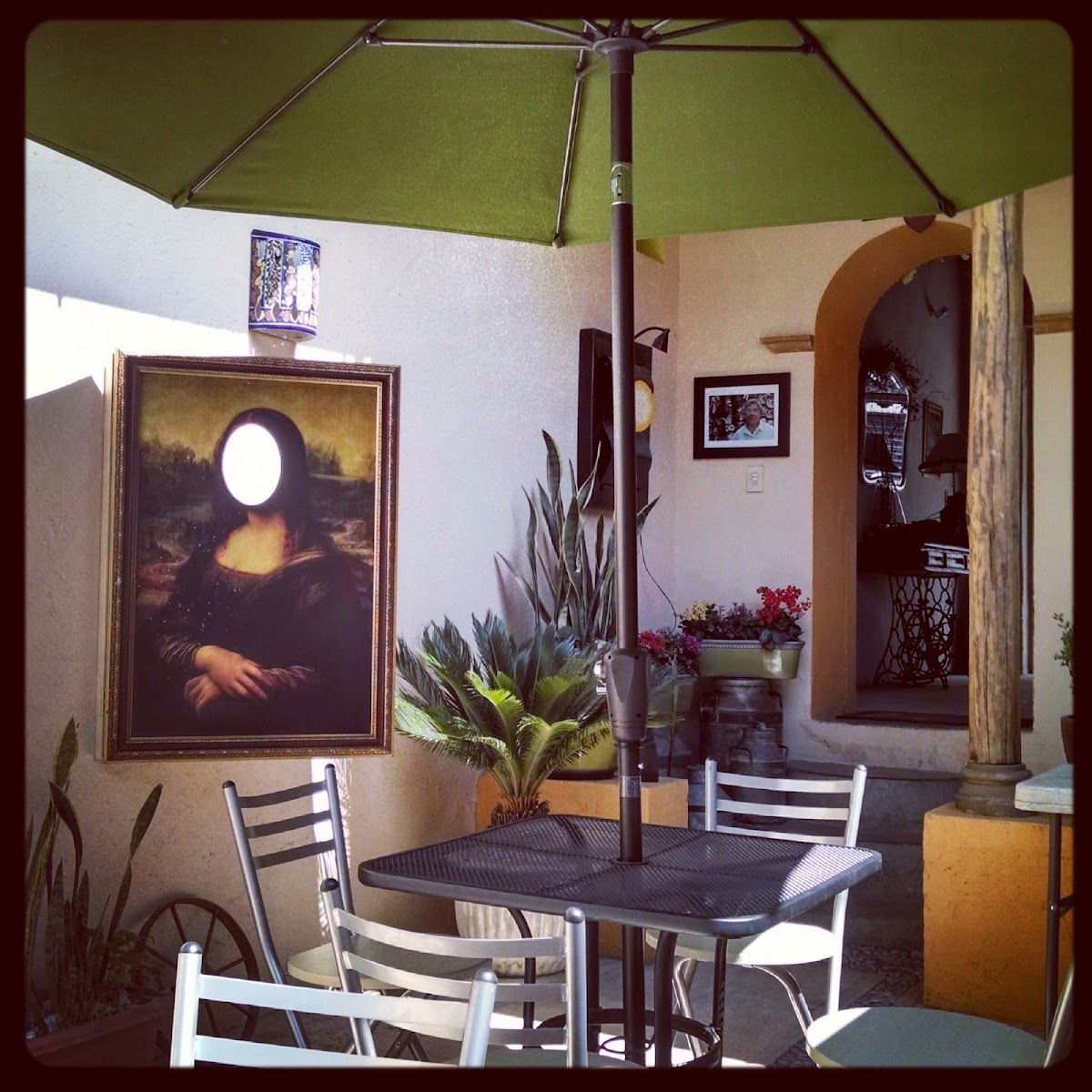 El Patio De Doña Delia - 4