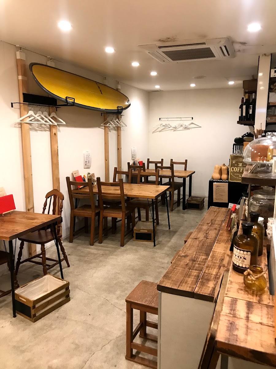 cafe mikke zakka atta