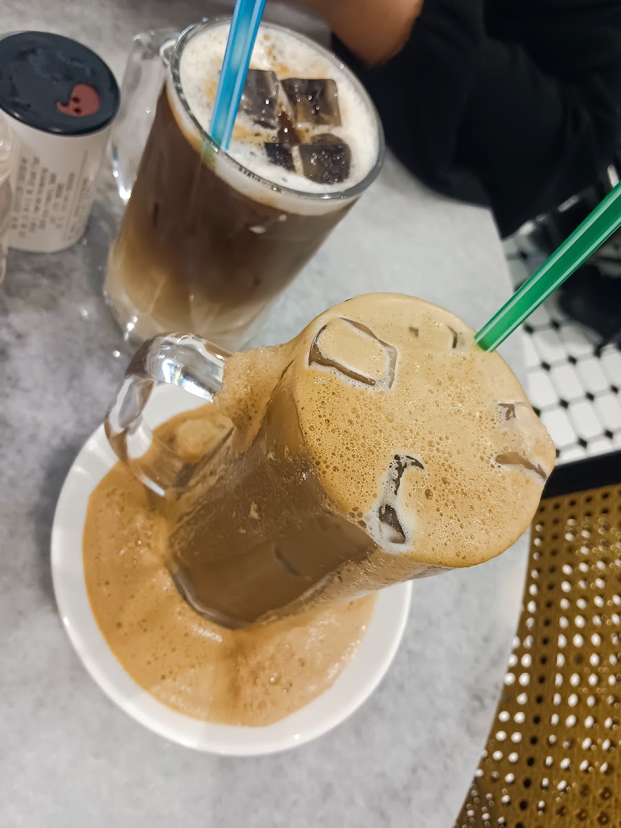 Kopi Ping Cafe @ Karamunsing - 7