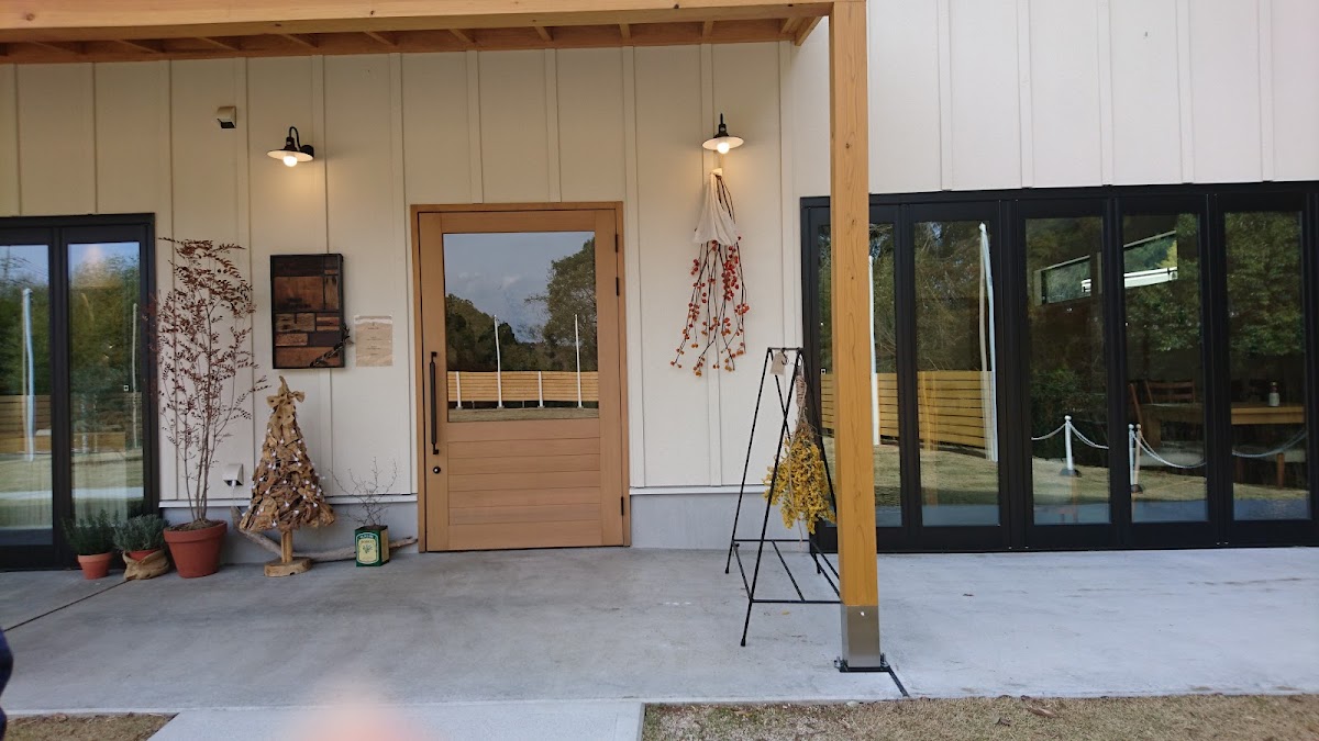 Cafe and Space TOIRO