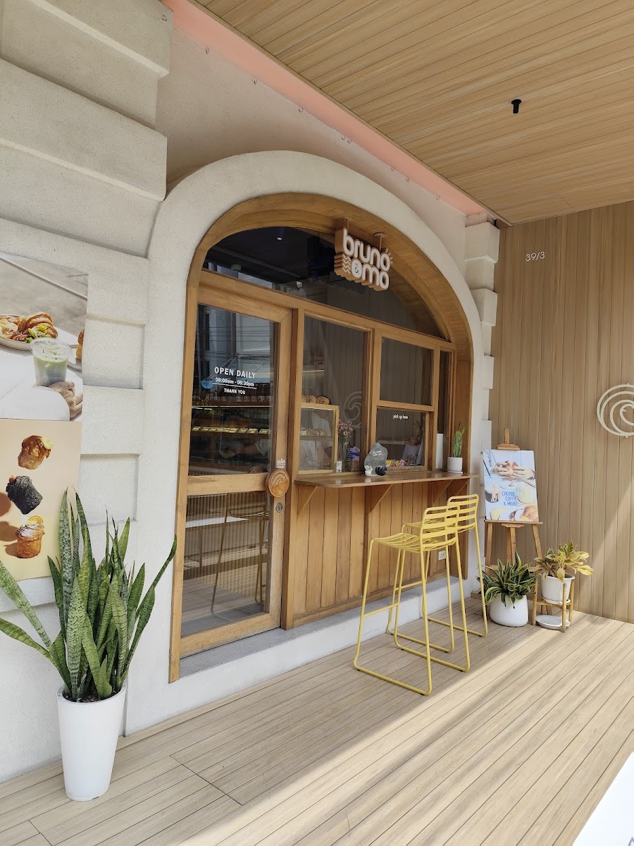 BRUNO & MO (Central Kitchen)