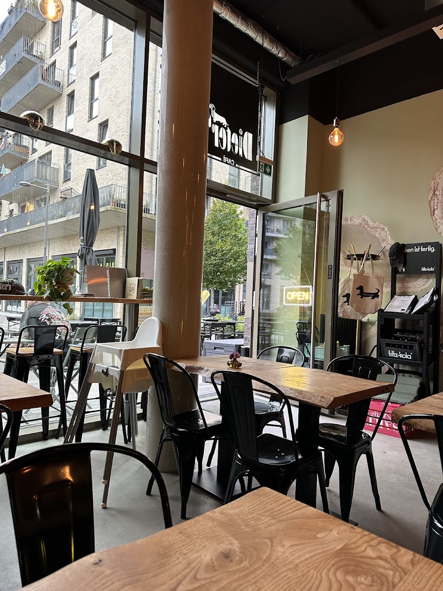 Dieter‘s Café - 7