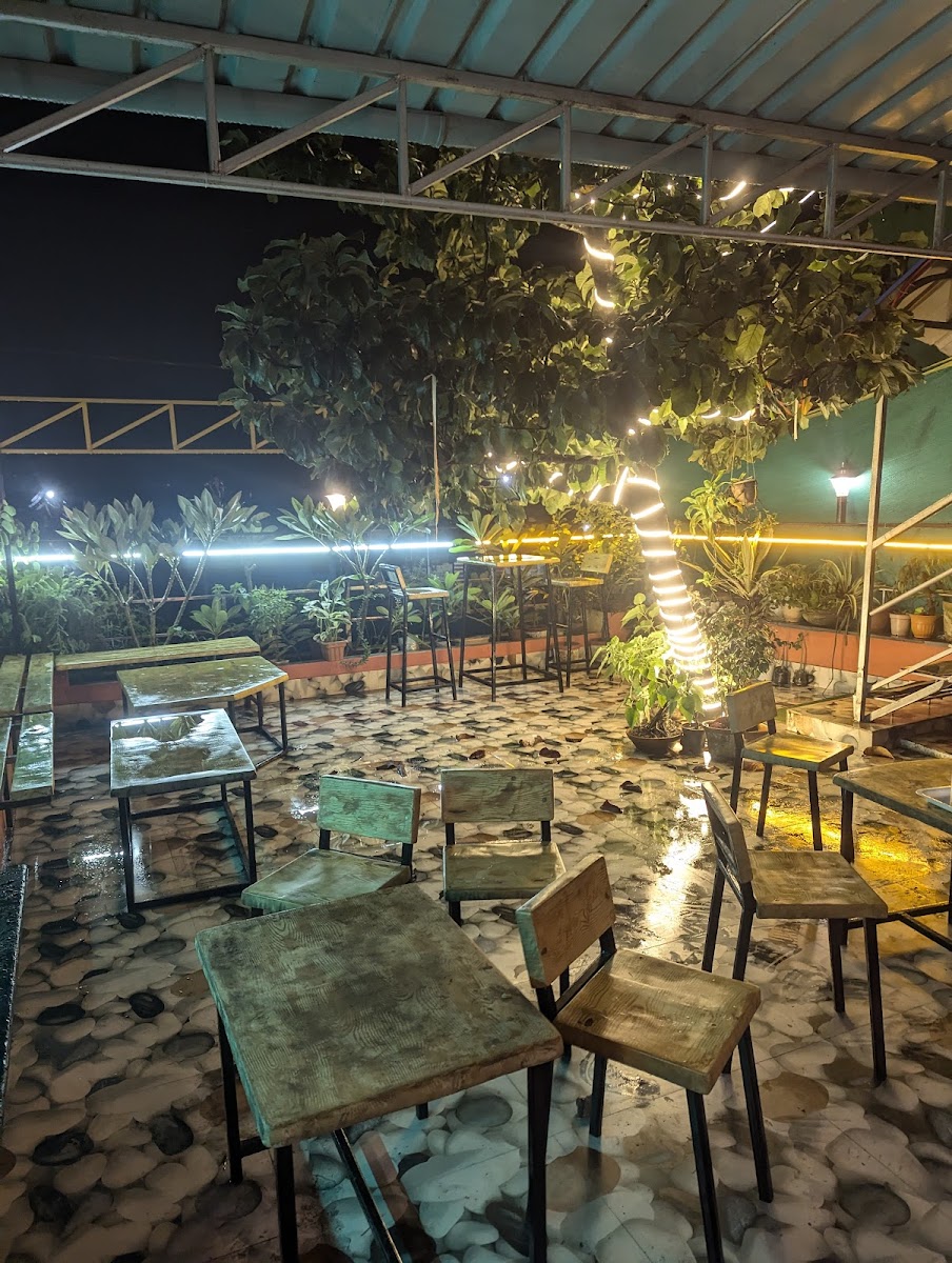 Honey Cafe - ( চুমুকে আড্ডা )