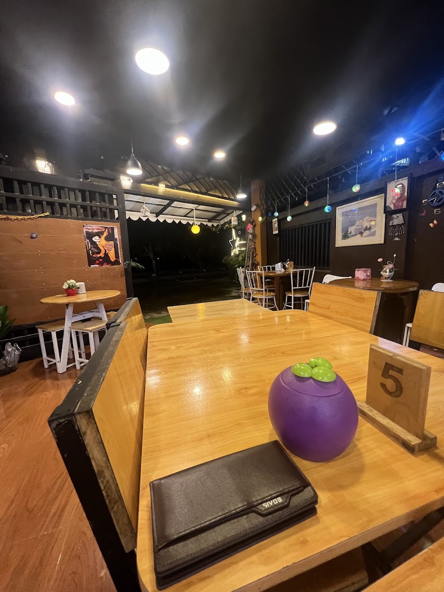 MJ’s Coffee House & Food Plus - 4