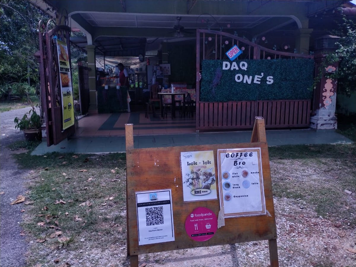 Daq One's coffee and co.