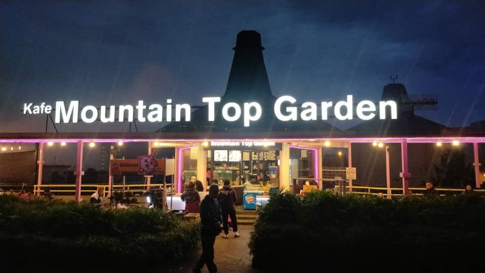 Kafe Mountain Top Garden