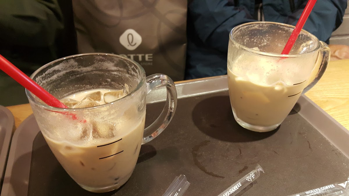 HOLLYS COFFEE Busan biff square - 7