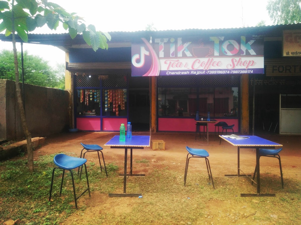 Tik tok cafe