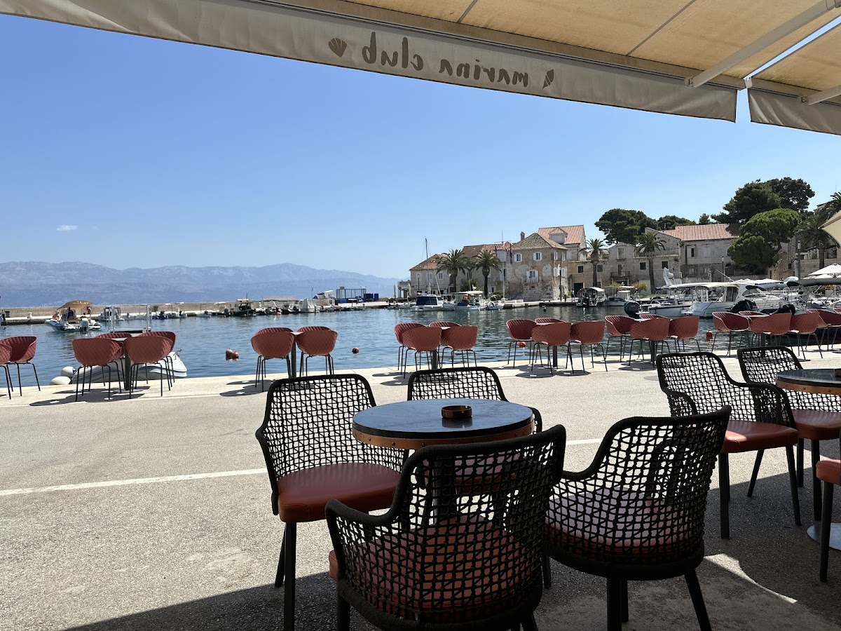 Coffee Bar Marina Club Sutivan