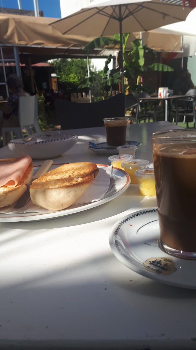 Cafeteria La Rama - 5