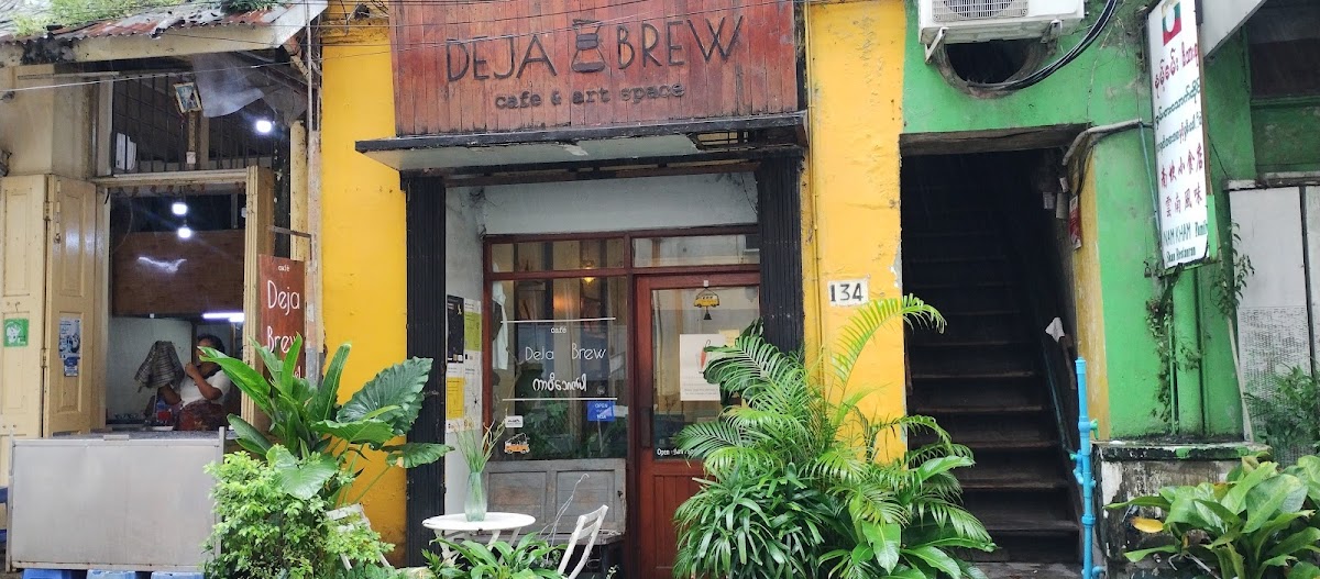 Cafe Deja Brew