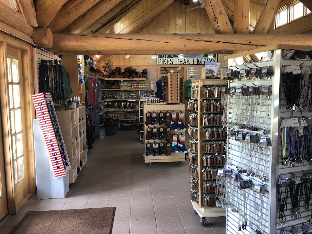 Pikes peak road rest stop