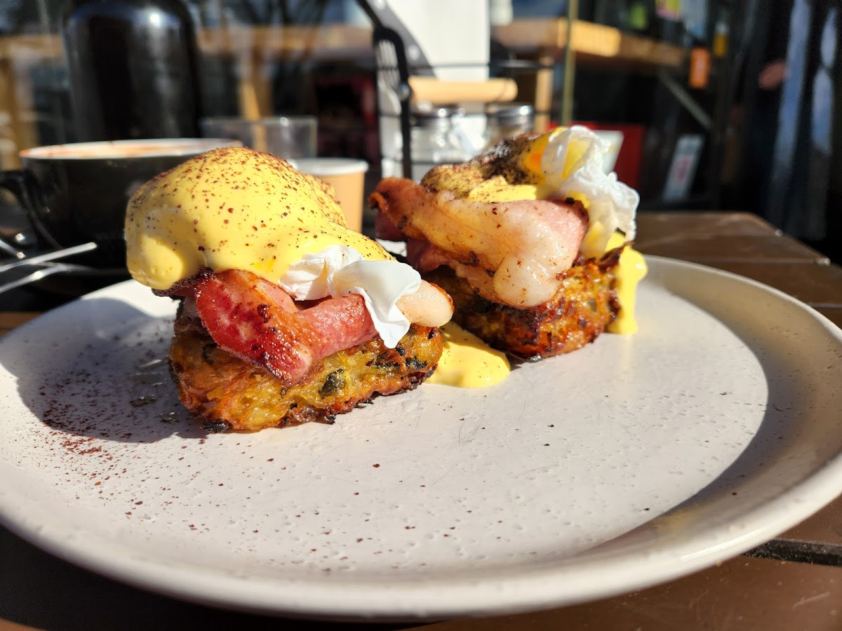 The Window Cnr Cafe - 3