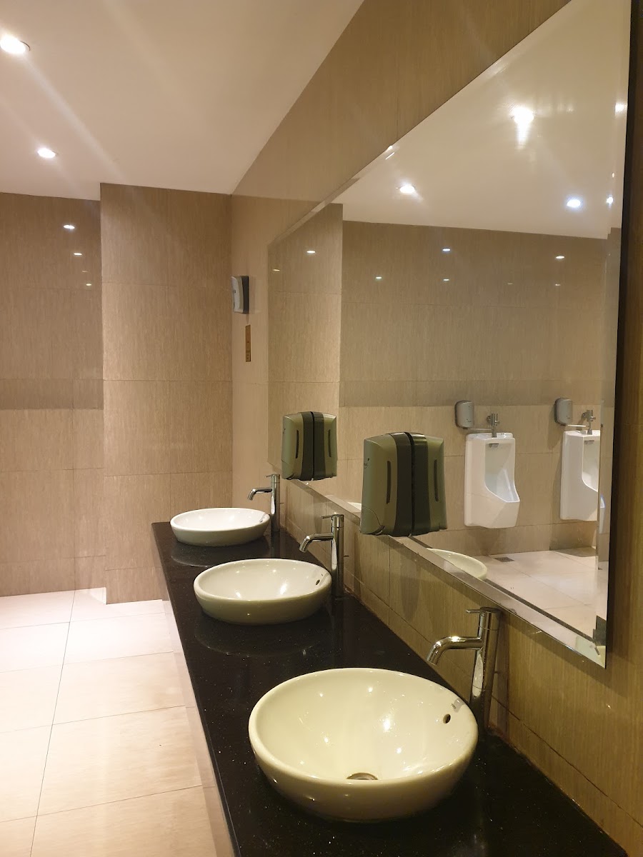 D'Terrace Cafe at Swiss-Belhotel Lampung - 2