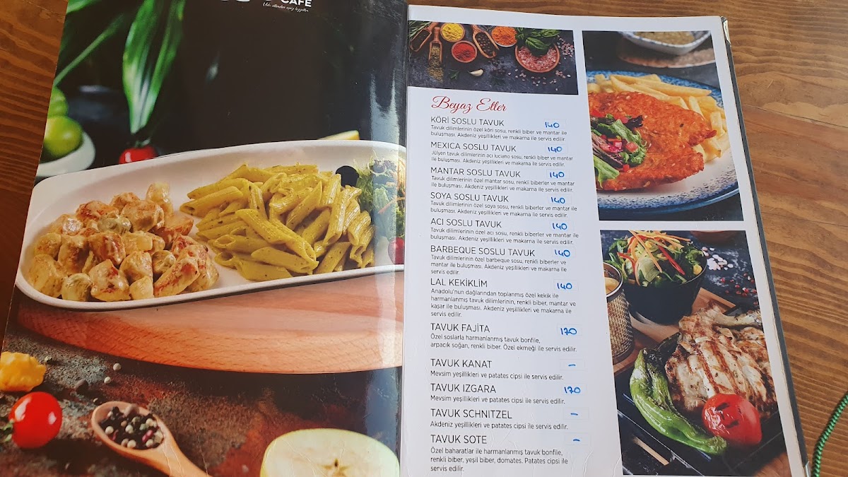 Lâl Cafe / Hookah - 3